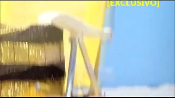 Preview 1 of Wife Sex In Club - Gostosa de fio dental na praia - Deliciosa VIDEOSSEXYBRAZIL