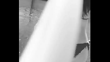 Preview 4 of Dogs Bebe Xxx - Riquisimo culote en la piscina