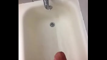 Preview 1 of Model Pussy Syria - Desperate piss in the shower