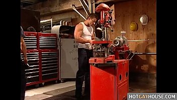 Preview 1 of Xxx Cat Big Mom - Gay mechanic fucks his customer