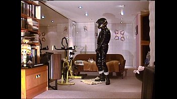 Preview 4 of Sunng Xxxx - Roxina2001CrazyBikerNaughtyCock020301XXXL.MPG