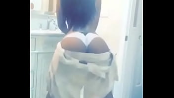 Preview 3 of Por No Gai - Amateur Cam girls naked ass shaking from nice tight butt part  (1)