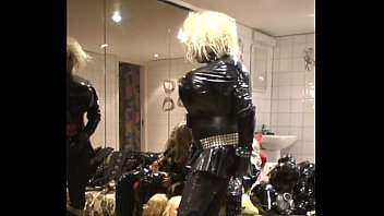 Preview 4 of Escorts Raw Pigs - Roxina2007HornyBustyBitch100207XXXL.MPG