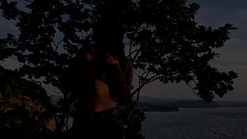 Preview 1 of Tem Vergonha - Melissa Candy on a sea coast show off her pussy and ass..