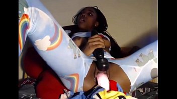 Preview 3 of Trend Cams Com - Black teen penetrating herself with dildo while playing with her clit   - more videos on dslwebcam.c