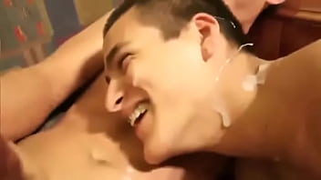 Preview 4 of Mom Cina Mabuk - Chinese gay cumshot