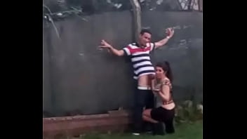 Preview 4 of Aril Vs Syahrini - PETE de puta afuera de boliche en zarate parte 2