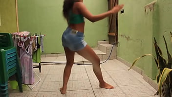 Preview 1 of Beti Seks Xxx - Beautiful Ebony Dancing (Thaysa Maravilha)