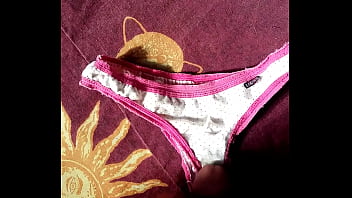 Preview 1 of Pevita Pearce Bugil No Sensor - Calcinha mini 0011