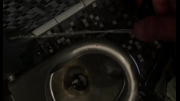 Preview 2 of Unconscious Taken Advantage Of - pisse sur une aire de repos