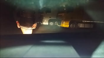 Preview 1 of Hindi Porn Only - pute sur parking routier