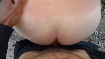 Preview 1 of Xnxxsex Mom - trepando no mato 1