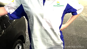 Preview 4 of Xxc Hindi Movi - FRENSTISTA DEU O CU PRO CLIENTE NO POSTO DE GASOLINA