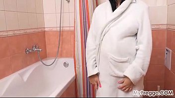 Preview 1 of Xxx Desi13yas - Pregnant Alyssa Orgasms in the Shower!