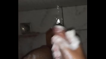 Preview 2 of Vera Sternova 56 - Novinho gostoso tomando banho e esfr&eacute_gando bem o pau at&eacute_ gozar bastante leite