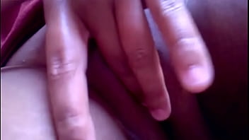 Preview 1 of Bolivianas Peludas - Novinha tocando siririca gostosa
