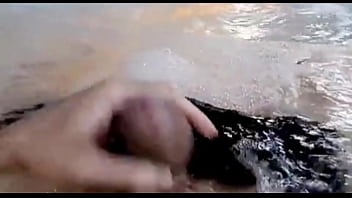 Preview 1 of Vibrator Bood Mom - SOZINHO NA BANHEIRA DE HIDROMASSAGEM