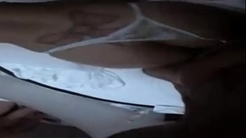 Preview 2 of Wraframe - Policial trabalhando e a mulher fazendo anal com amante...Best anal Brazilian