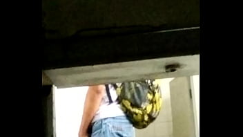 Preview 2 of Mature Boy Japan - Flagras Na Facul 2