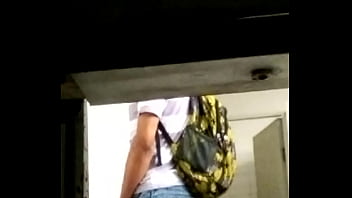 Preview 3 of Mature Boy Japan - Flagras Na Facul 2