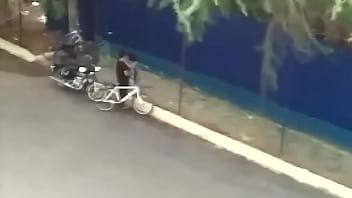 Preview 2 of Anybuny Com - ITI students kissing in public (2)