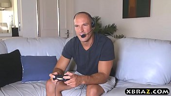 Preview 1 of Xxx Donlod Videos Moves Mp4 - Stepsister is a gamer girl who loves a good sized cock - by lookatmyass
