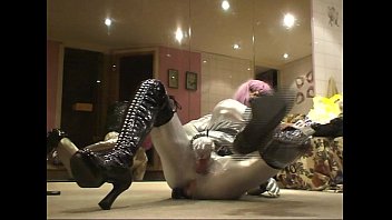 Preview 3 of Nadia Big As Xxx - Roxina2008AfterCumFloorPlay280608XXXL.MPG