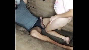 Preview 3 of Spicy Tushy - Fiz meu meio irm&atilde_o Parar de jogar videogame s&oacute_ para comer meu cu