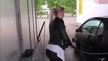 Preview 1 of Bets Hard Fuck - EPORNER.COM - [085DepHgLUc] Horny Woman Gets Fucked At Carwash GERMAN (720)