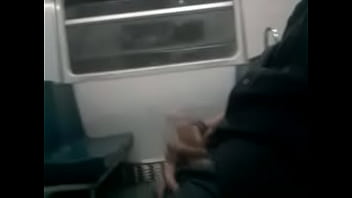 Preview 3 of Usa Online Moms Fu - masturbacion en el transporte publico metro mexico