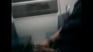 Preview 4 of Usa Online Moms Fu - masturbacion en el transporte publico metro mexico