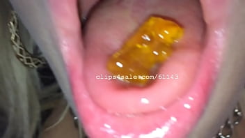 Preview 4 of Itli Porn Star - VORE - Vyxen Gummy Bears Video2 Preview