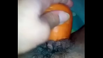 Preview 2 of Mom Repair Porn - sambita peruana con zanahoria