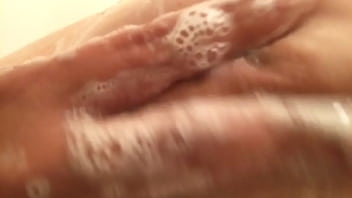 Preview 2 of X Xxxveidobigk - soapy wet tits