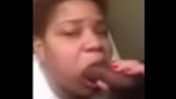 Preview 3 of Igra Kosti Na Telefon - She love sucking