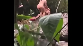 Preview 2 of Burj Khalifa Sexy Videos - Y a nosotros no nos cobraron ninguna multa por grabar en el R&iacute_o Pance en Cali