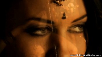 Preview 3 of Main Vidieo Belu - Beautiful Nude Chick From Bollywood