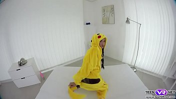 Preview 1 of Sari Wali Bhabi Porn In Devar - Sexy pokemon Nicole Love VR pussy masturbation