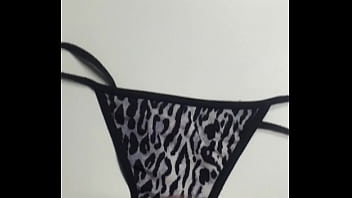 Preview 1 of Homemade Ebony Sex - Calcinha cunhada punheta gozada deliciosa oncinha