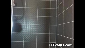 Preview 1 of Xhamstre Tamil - Brunette teen in the shower
