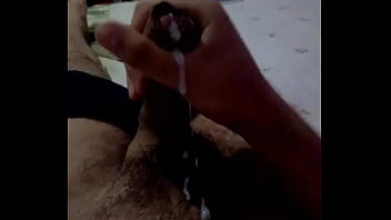 Preview 4 of Dick Woods Handgag - Me mand&oacute_ video masturb&aacute_ndose