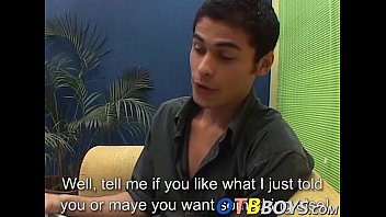 Preview 1 of X Video Seksi 2018 - Two amateur twinks Alfredo and Roger know how to party