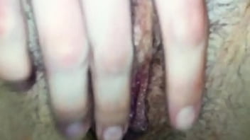 Preview 4 of Amature Woman Fuck By Neighbor - mamada en el sof&aacute_