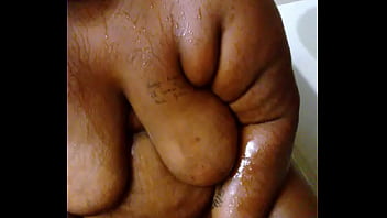 Preview 3 of Pornipohporn - first piss video
