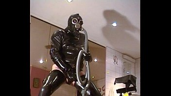 Preview 3 of Ryan Corner Xxx Movies - Roxina2003EncasedRubberAndGasmask110203XXXL.MPG