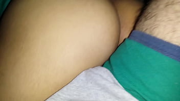 Preview 3 of Mom Remove Braa - Kiere mas verga