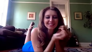 Preview 3 of Monms And Kid Sex - Very Sexy Teen Girl Teasing on live cam