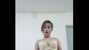 Preview 2 of Cheats On Bbc - Sexy Bhabhi alone at home,  come to me b.