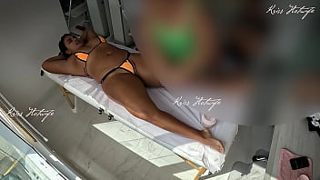 Preview 3 of Rabina Tandan - Fazendo massagem com micro biquini todo enfiado na buceta