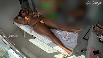 Preview 4 of Rabina Tandan - Fazendo massagem com micro biquini todo enfiado na buceta
